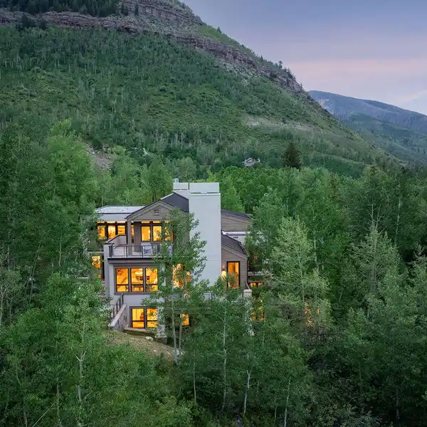 CONTEMPORARY MOUNTAIN MASTERPIECE