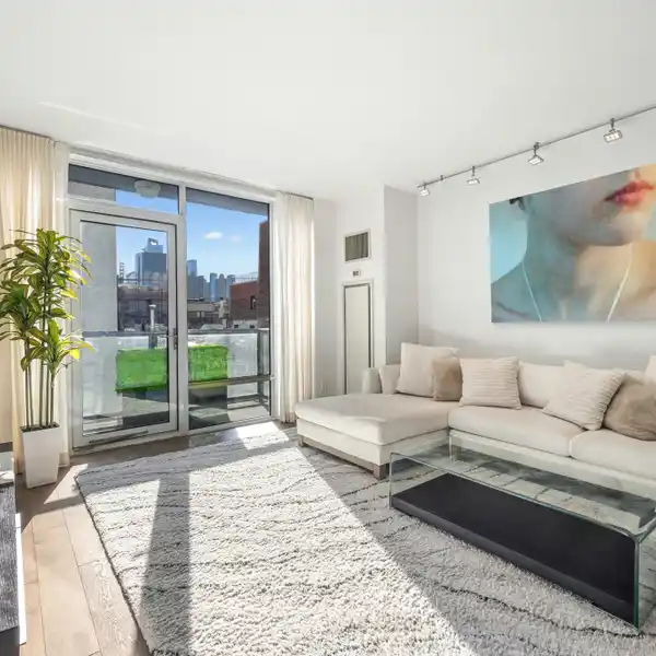 BEAUTIFULLY MODERN TWO BEDROOM RESIDENCE IN HELL'S KITCHEN