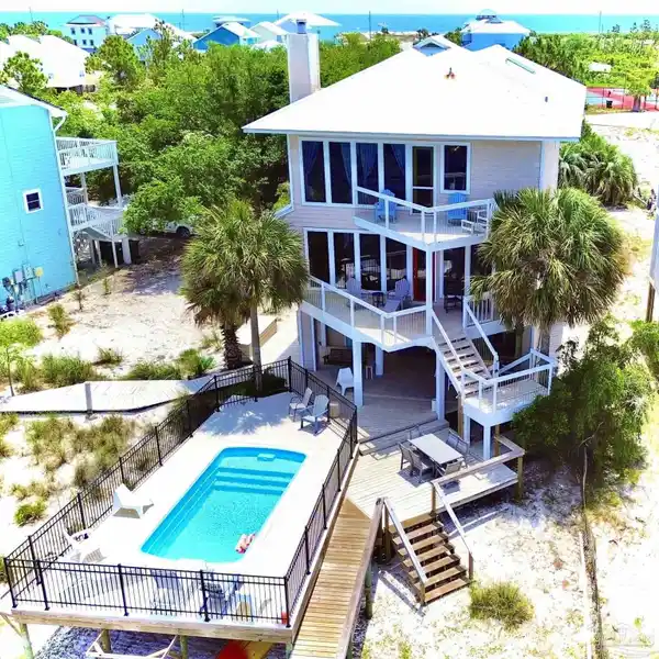 BLUE HERON - A RARE RIVERFRONT HOME