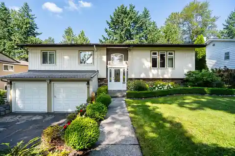 Lovely Home in Move-in Condition