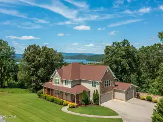 Luxury Home Perfect for Family Entertaining