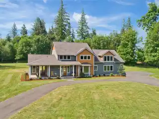Custom Beauty on 3.65 Acres