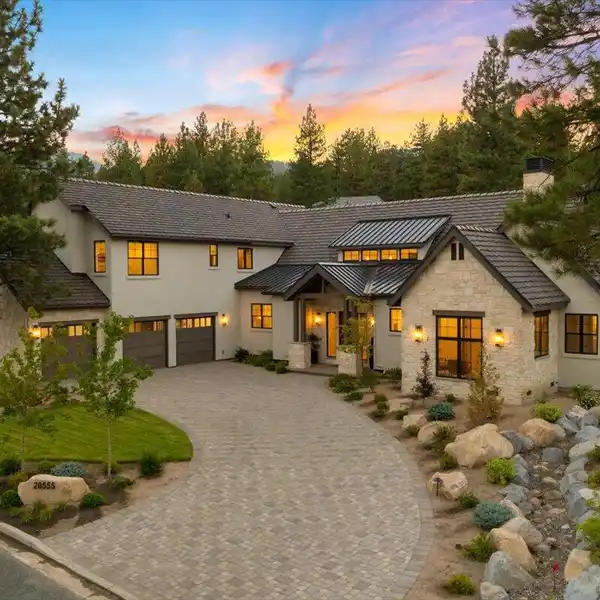 APRèS AT MONTREUX BUILD TO SUIT OPPORTUNITY