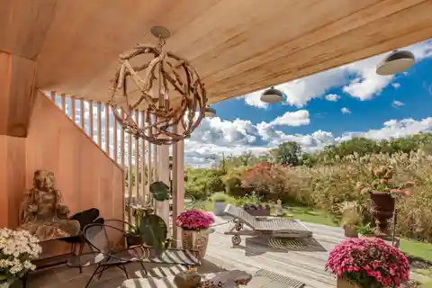 Beautifully Restored Beach Cottage
