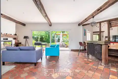 Charming Property in Sought-after Neighborhood