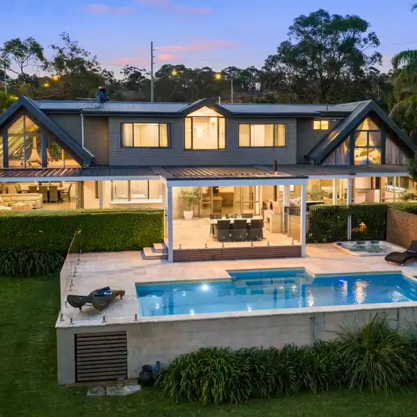 RARE LIFESTYLE OPPORTUNITY