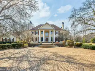 Private Clifton Retreat with Full Spa and Theater