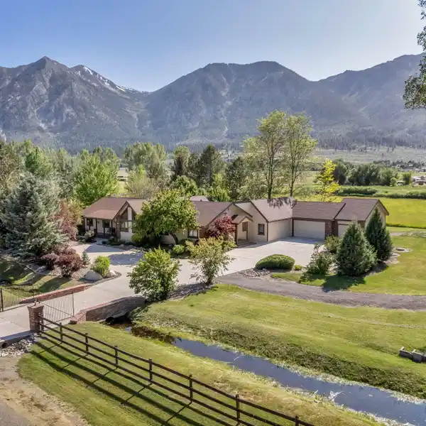 SPECTACULAR CARSON VALLEY CUSTOM BUILT HOME