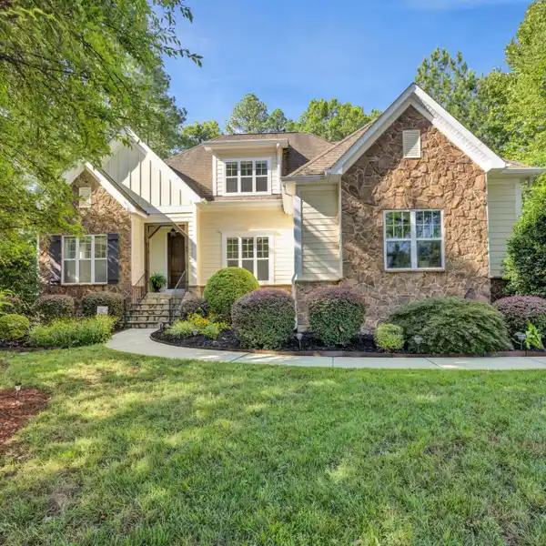 CUSTOM LAKE NORMAN RETREAT WITH SPA POOL