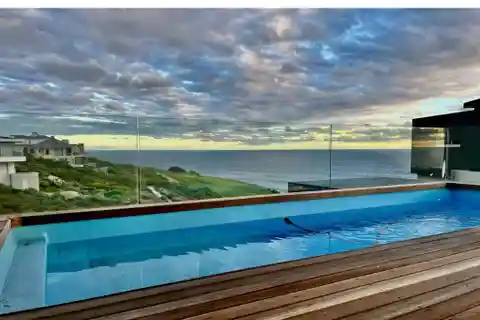 Elegance Elevated in Pinnacle Point Estate