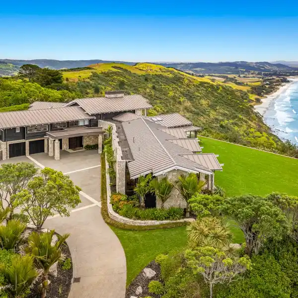 PAKIRI POINT LODGE
