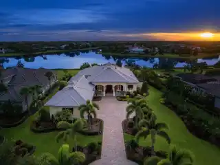 Picture-Perfect Home in the Lake Club