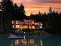 THE ULTIMATE LAKESIDE RESIDENCE