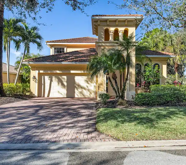 REFINED LIVING IN EXCLUSIVE BELLA VITA