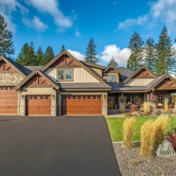 LUXURY HOME IN HAYDEN'S EXCLUSIVE RIMROCK MEADOWS