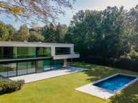 MAGNIFICENT CONTEMPORARY VILLA