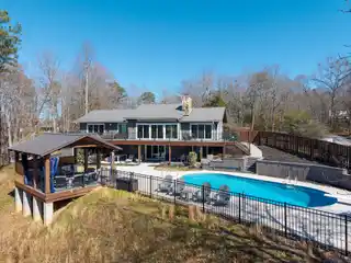 Dream Lake Retreat