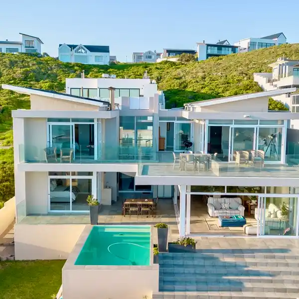 CONTEMPORARY COASTAL MASTERPIECE WITH UNRIVALLED ATLANTIC VIEWS