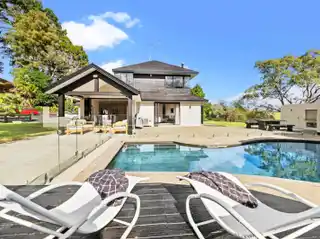 Stylish Country Residence