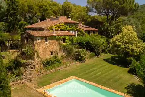 Timeless Property in a Green Setting