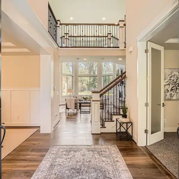 EXTRAORDINARY ESTATE HOME ON BEAUTIFUL GROUNDS