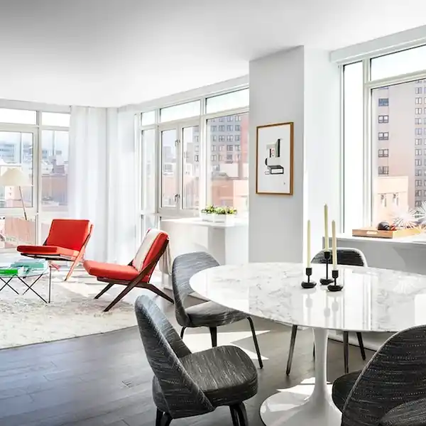 DESIGNER APARTMENT WITH EXPANSIVE RIVER VISTAS