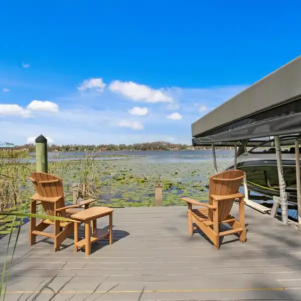 NATURE-FILLED ESTATE IN COVETED CRYSTAL LAKE MANORS