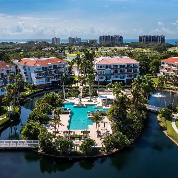 CUSTOM DESIGNED PENTHOUSE OVERLOOKING SARASOTA BAY