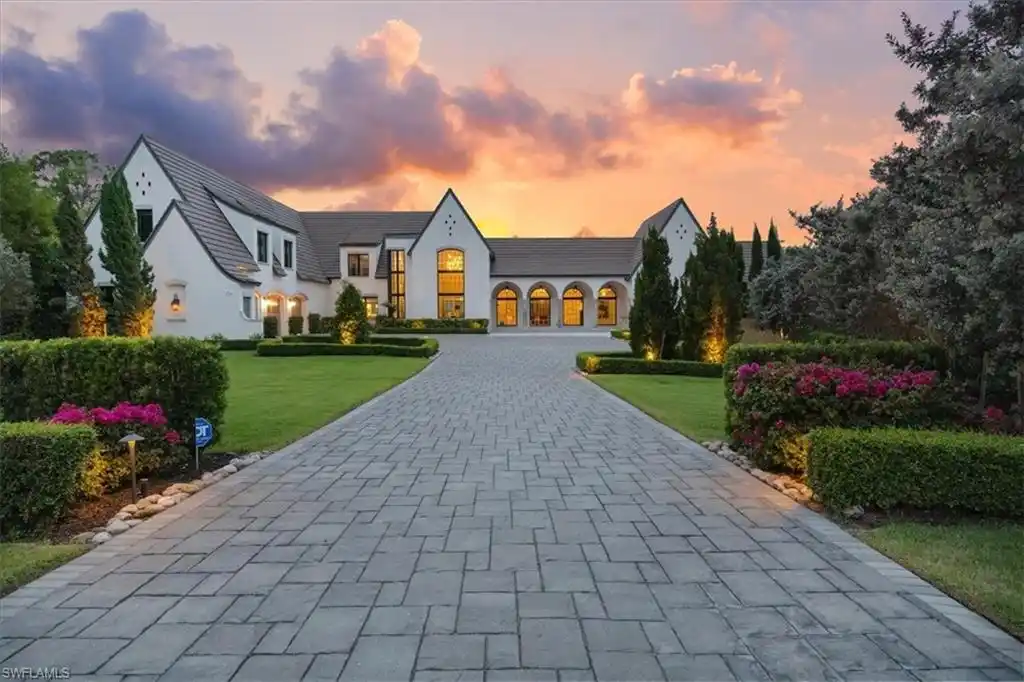 Newly Renovated Estate in Prestigious Audubon Country Club - Golf Membership Included