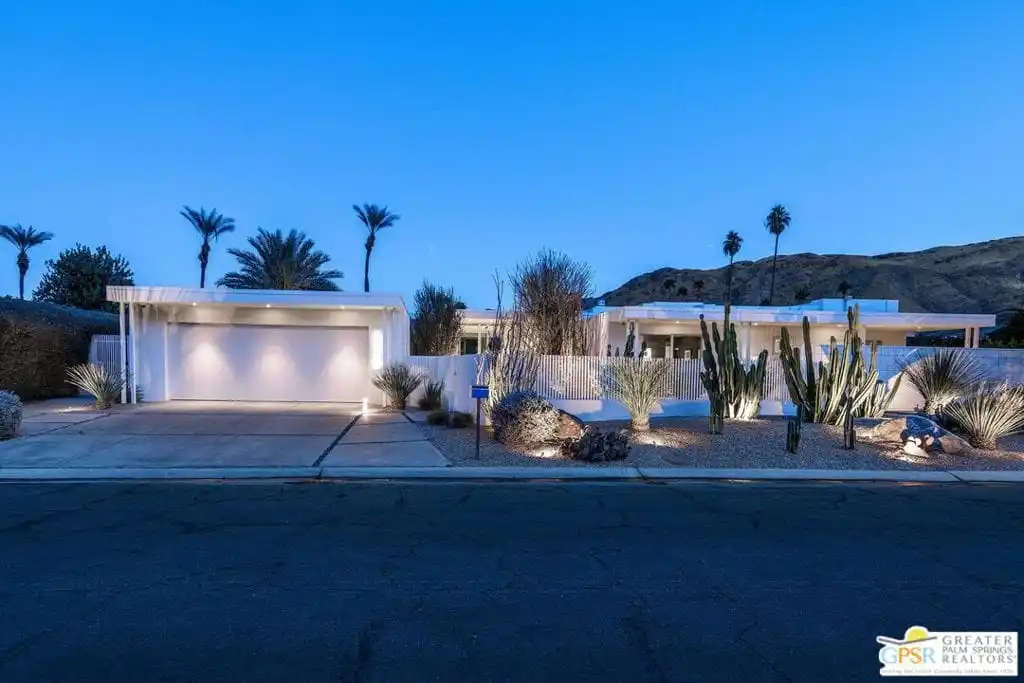 Modern Sophistication in a Prime Location