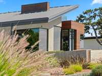 SINGLE-LEVEL HOME WITH STUNNING COASTAL VIEWS