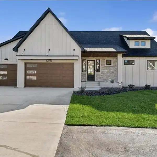 GORGEOUS RAMBLER WITH EXPANSIVE ACREAGE AND LUXE DETAILS