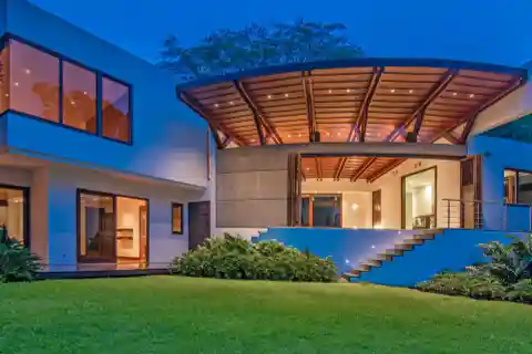 Casa Magenta