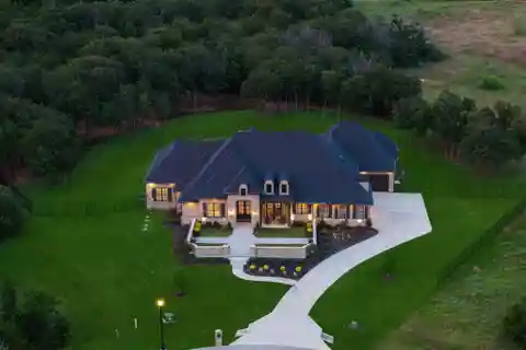 Custom Newer Construction in Gated Montalcino Estates