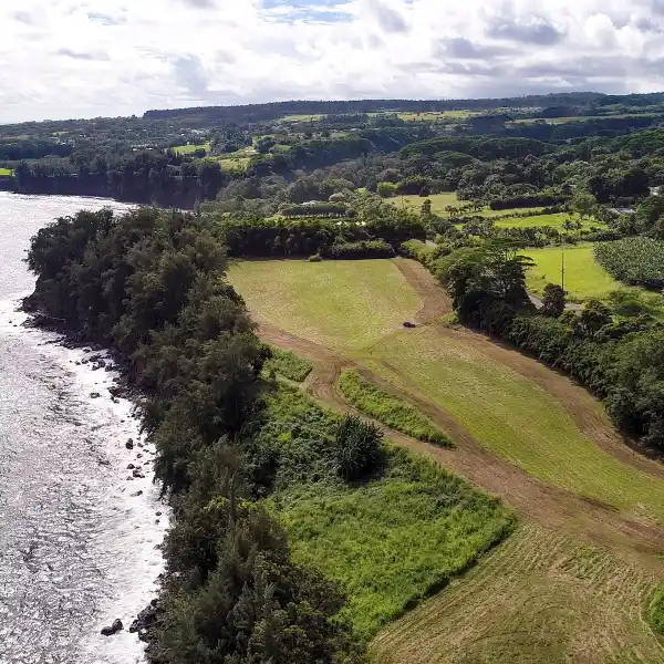 BREATHTAKING OCEANFRONT PROPERTY