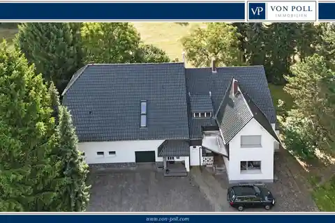 Generational Living in Two Houses in a Secluded Location