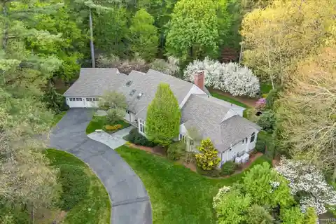 Special Home in Sunset Farm