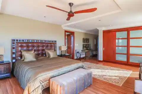 Modern Elegance Meets Golfside Tranquility