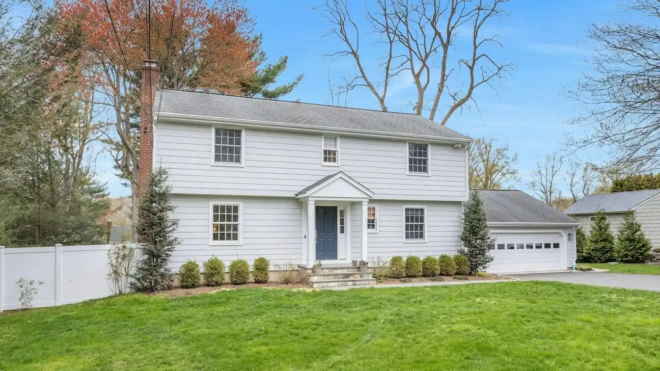 Beautifully Updated Coastal Escape