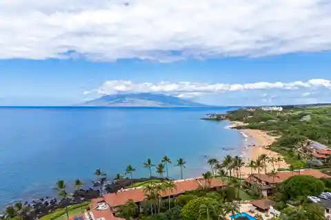 Makena Surf Ground Floor Condo Steps to the Beach