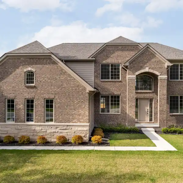 EXQUISITE NEW CONSTRUCTION