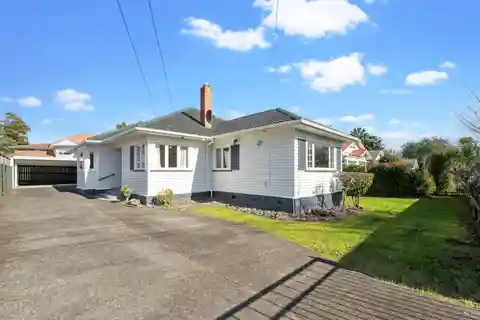 Spacious Sanctuary with Full Site Appeal