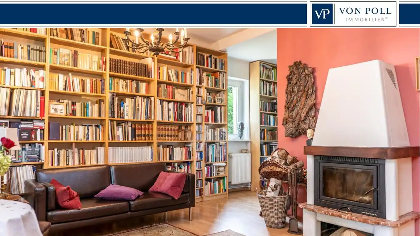 Stately 1930s Villa with Park-like Garden