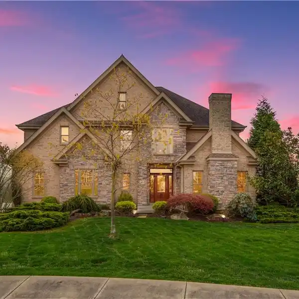 THE BEST OF UPPER ST. CLAIR LIVING