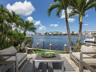 Luxury Waterfront Condo on Naples Bay