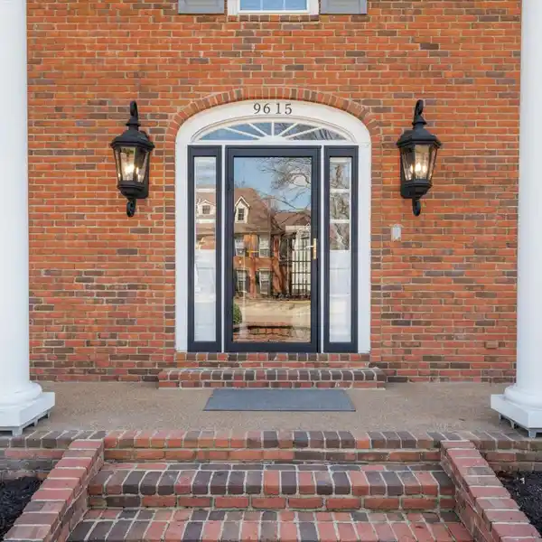 MAGNIFICENT FIVE-BEDROOM HOME