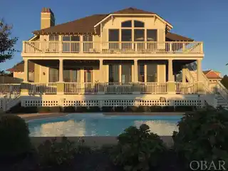 High Class Home in the Currituck Club