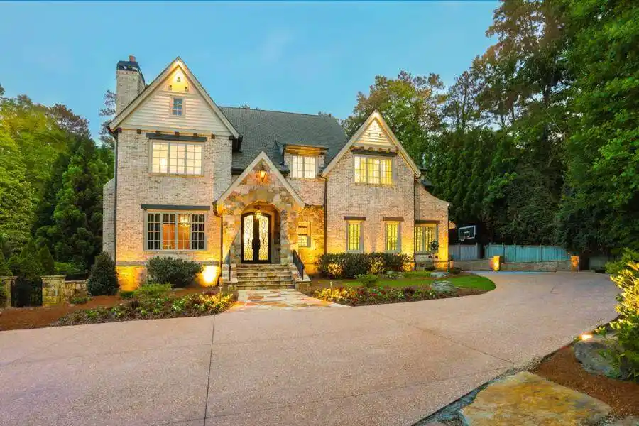 Live the Dream in Chastain Park