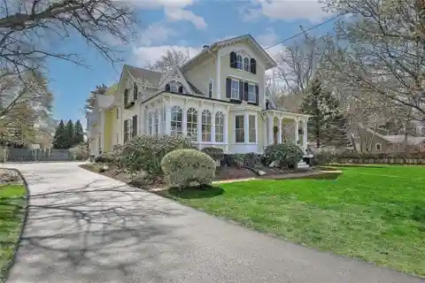 The Nelson and Adeline Newell House