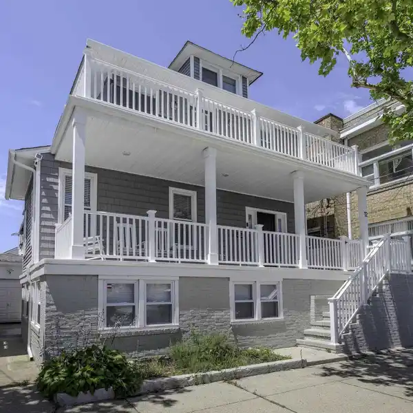 MUST SEE PROPERTY IN AN AMAZING LOCATION